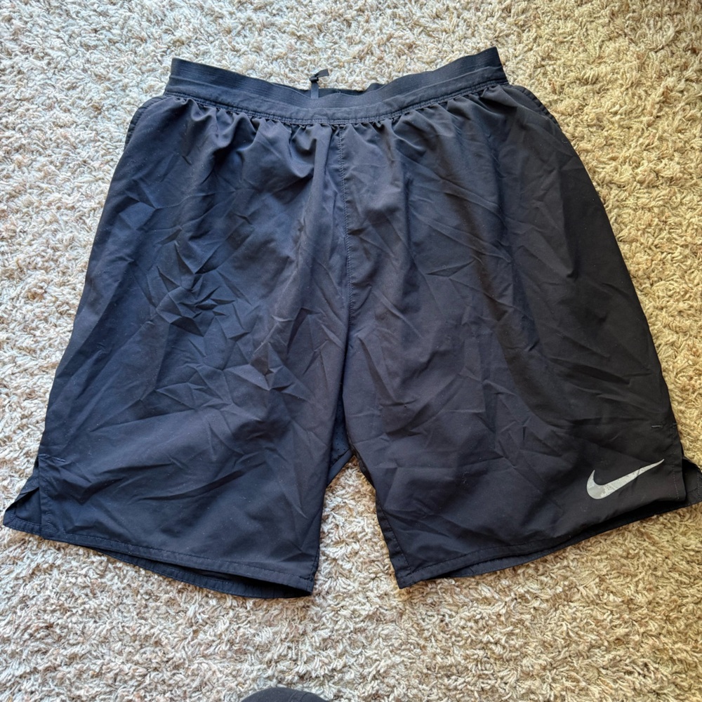 Nike men’s dri-fit shorts medium